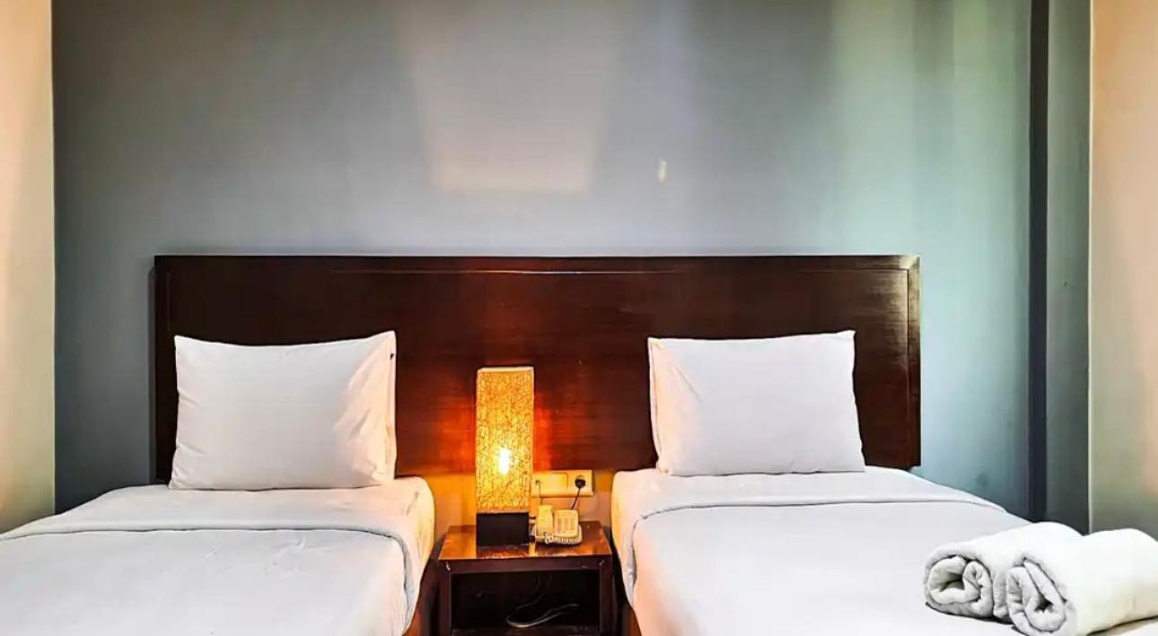 N1 Hotel Tanah Abang Jakarta Exterior photo